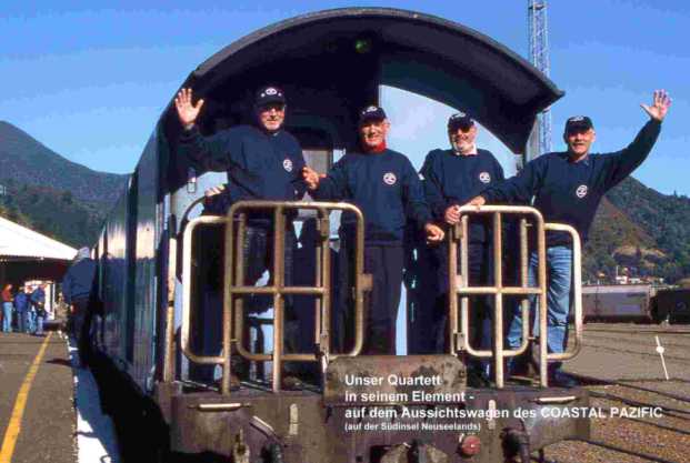 Vier Bahn-Freaks auf dem Aussichtswagen durch die S�dinsel Neuseelands